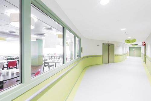 PVC地板在養老裝修市場上的優勢什么？